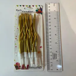 شموع ذهبي مموج